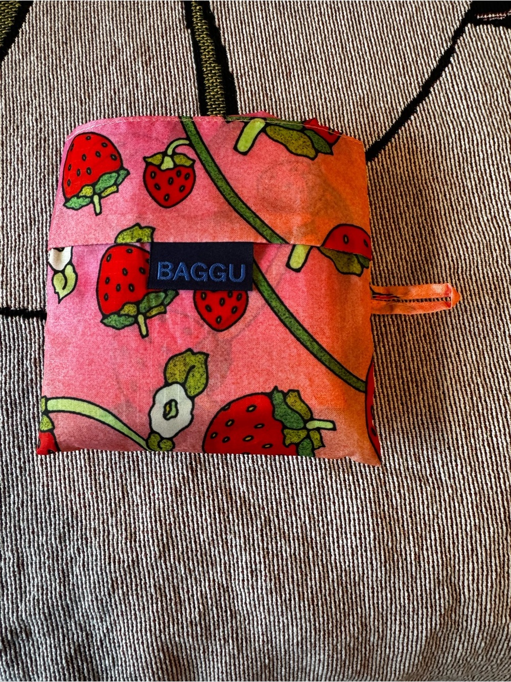 Baggu- Standard Reusable Bag - Starwberry Bliss